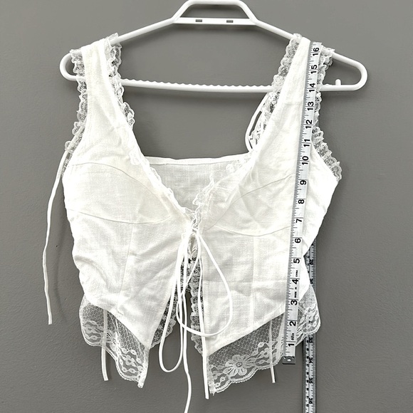 White Front tie Camisole Crop Top - Picture 3 of 11